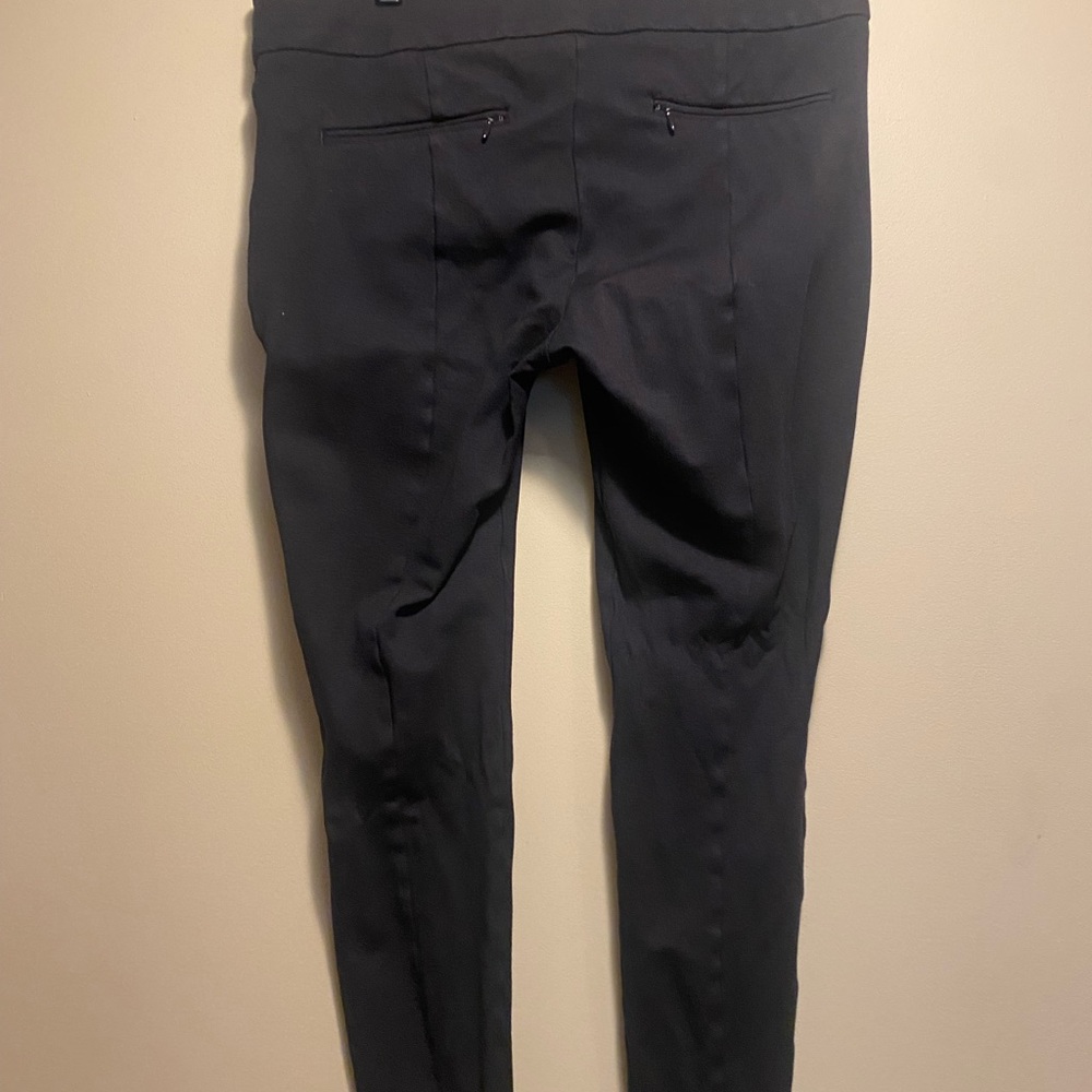 LOFT leggings with zipper and pockets